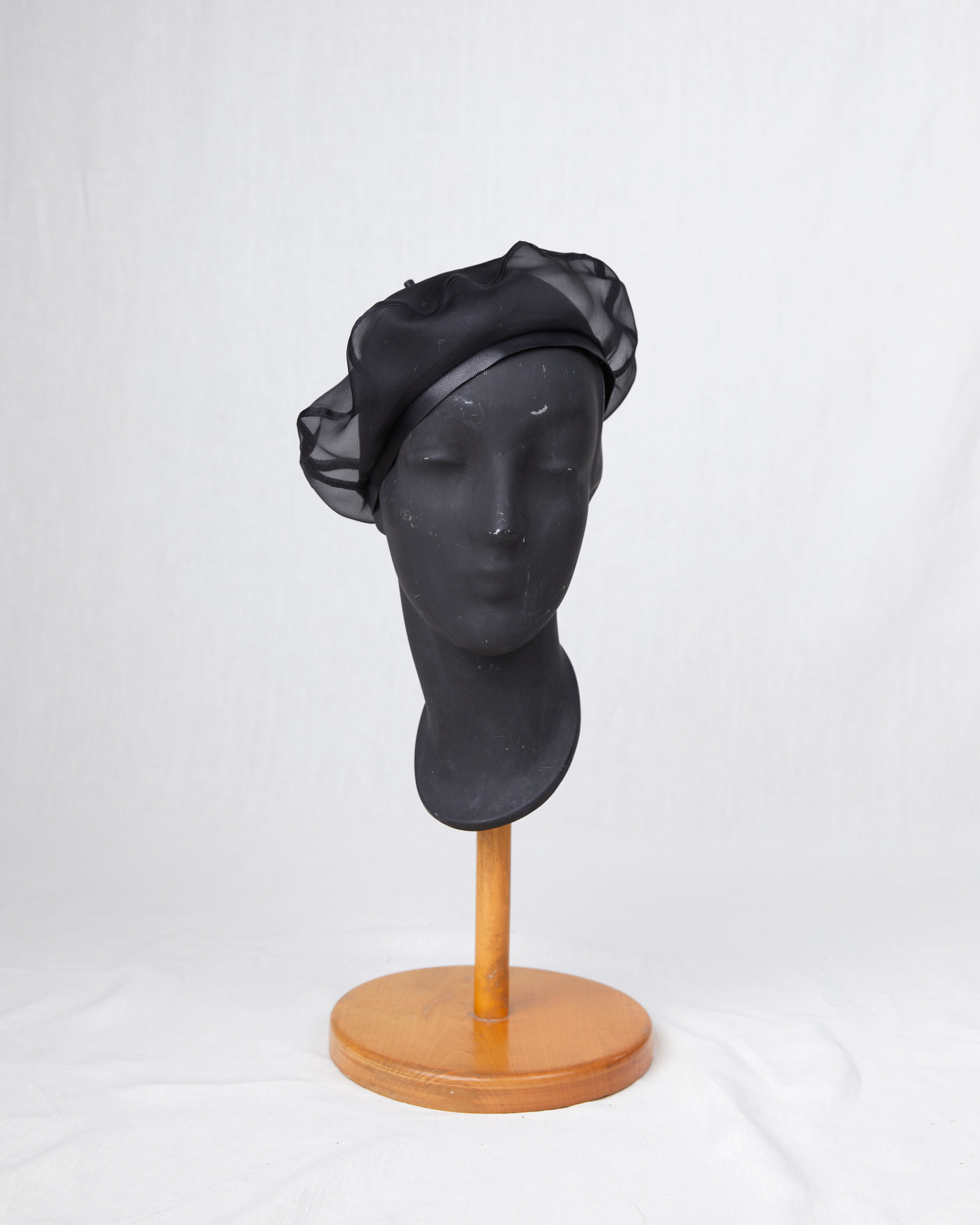 HEADQUARTER | couture headwear Silk organza beret. Designed and handcrafted in Switzerland.